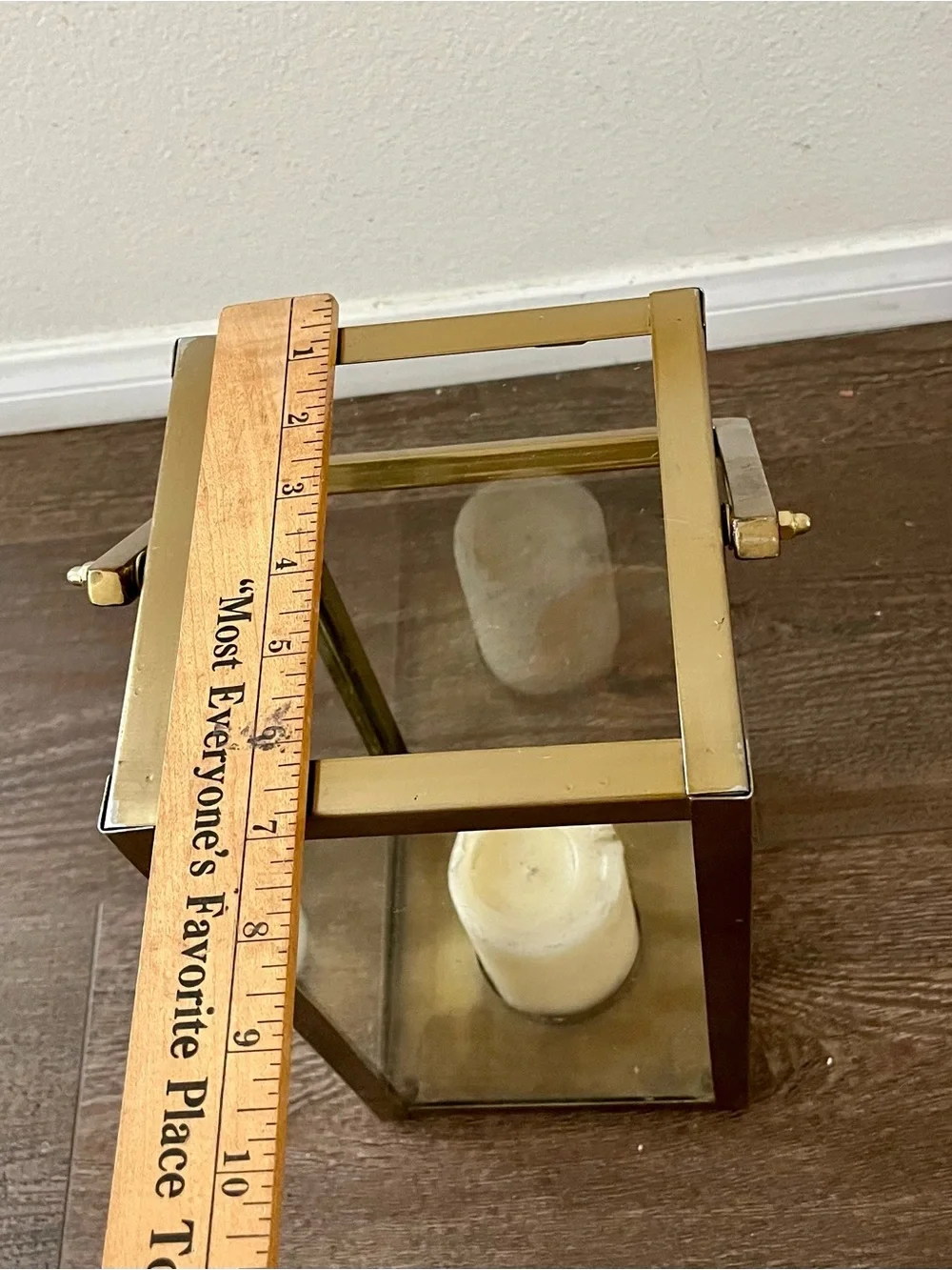 N/A elegant gold